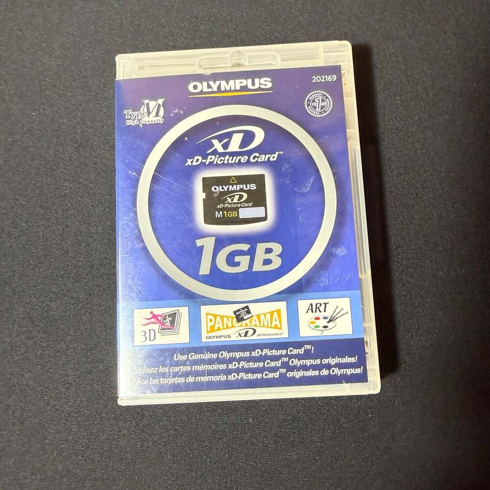 Olympus 1GB xD-Picture Card Type M High Capacity M-XD1GM with Panorama Support
